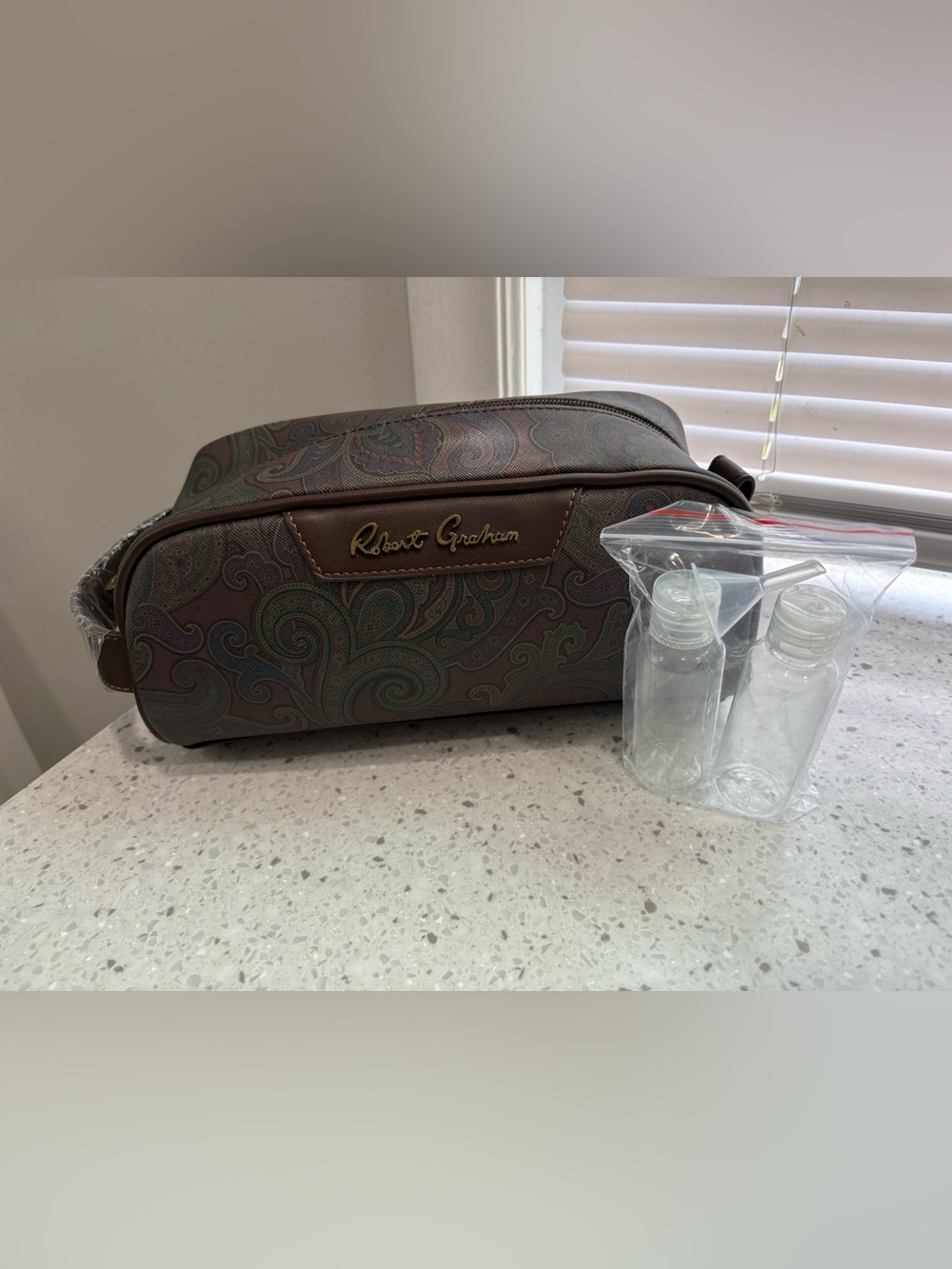 Robert Graham Brown Paisley Toiletry Dopp Kit